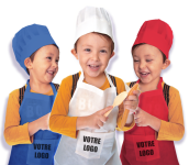 Toque chef + tablier enfant Personnalisation : Oui : Logo une couleur/R°